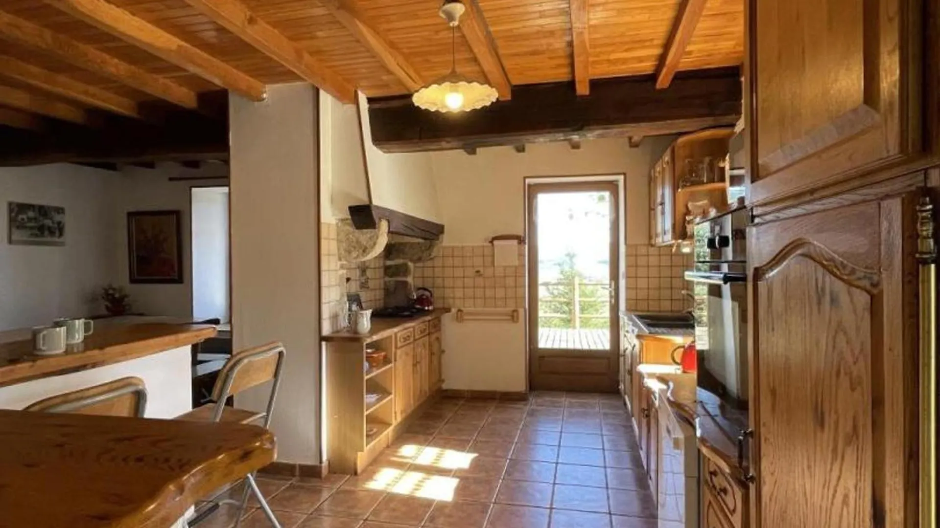 Maison Authentique Avec Jardin Et Cheminee, Animaux Acceptes, Parking, Internet - Fr-1-489-184 Laprugne 0*,  France